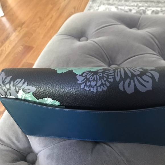 Coach Kaffe Fassett Tabby 26 - Picture 6 of 9